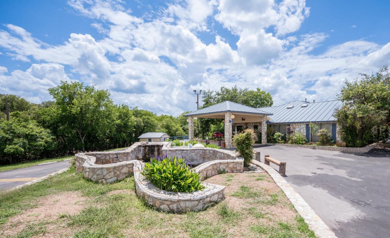 بانديرا River Oak Inn المظهر الخارجي الصورة