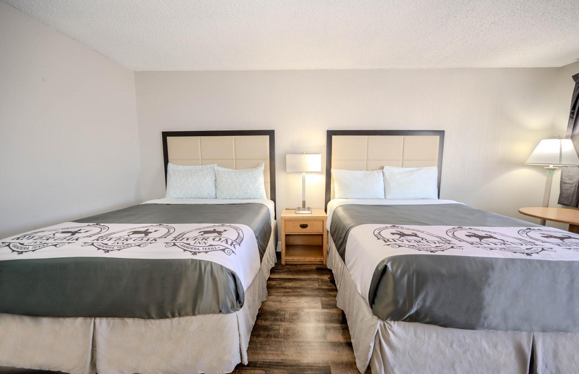 بانديرا River Oak Inn المظهر الخارجي الصورة
