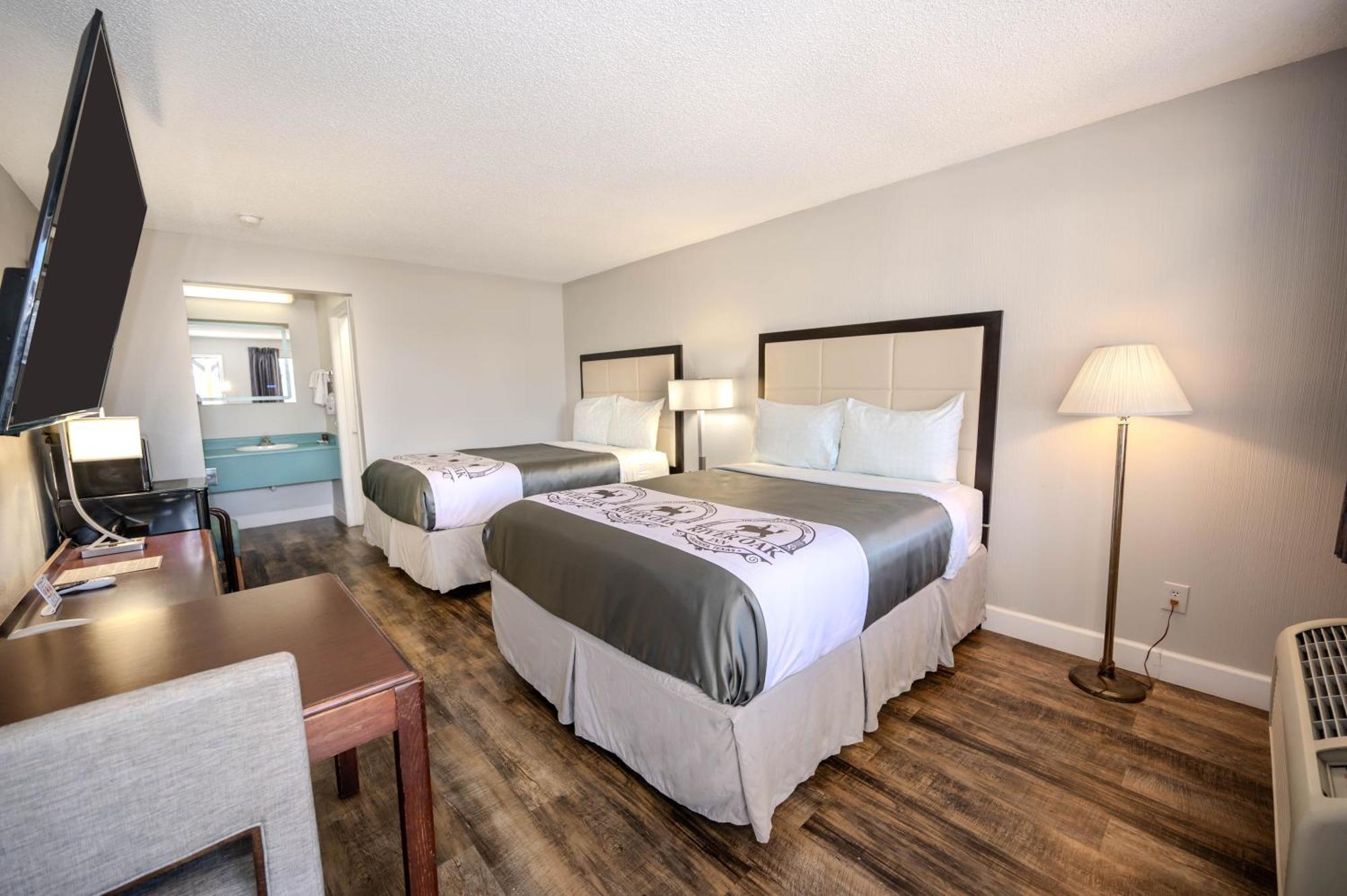 بانديرا River Oak Inn المظهر الخارجي الصورة